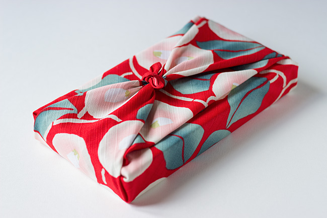 Emballage Cadeau Recyclable Furoshiki Et Le Leokdo Sakartonn